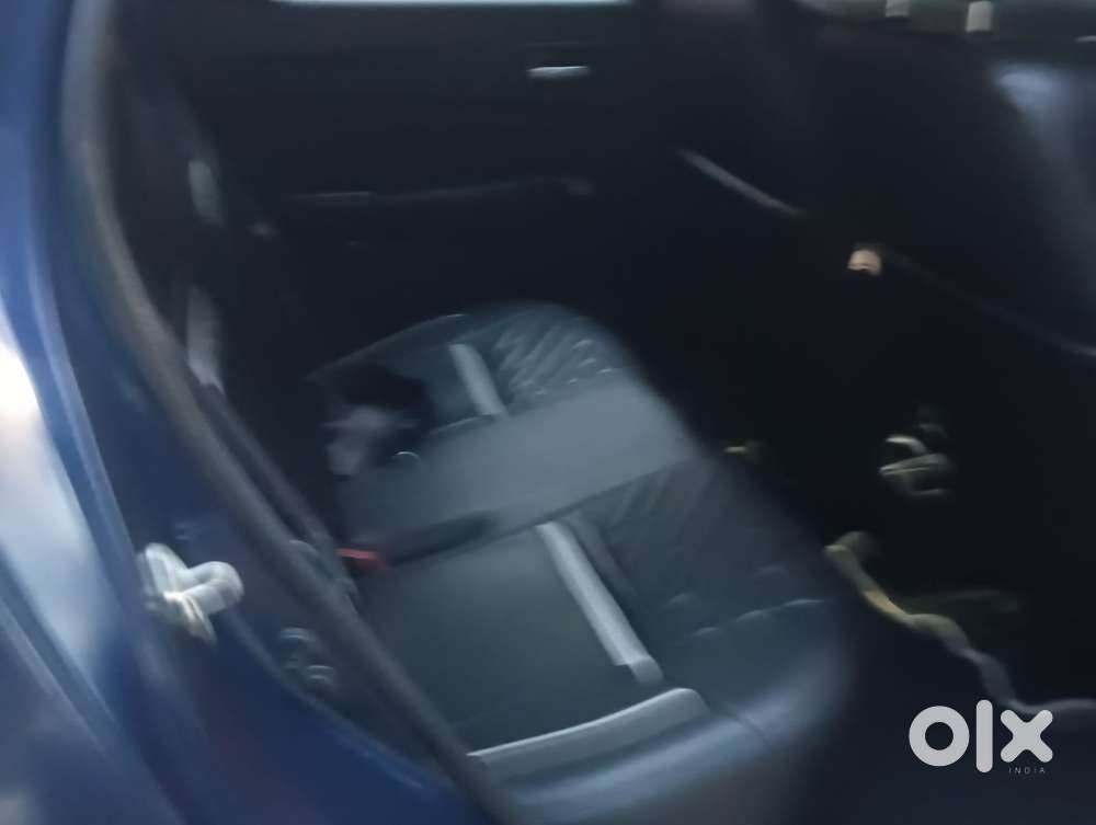Maruti Suzuki Swift Vxi + Manual, 2021, Petrol