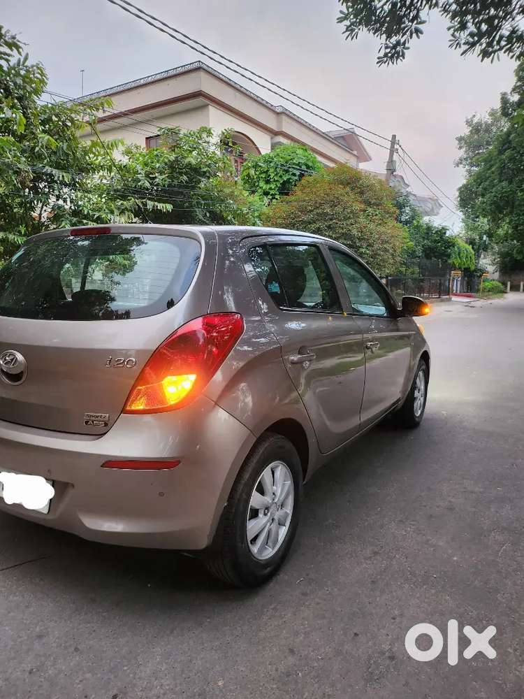 Hyundai I20 Sportz Petrol 2013