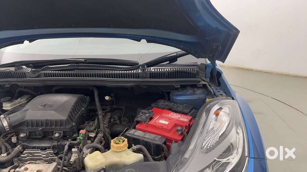 Tata Nexon 1.2 Revotron Xz Plus Dual Tone, 2018, Petrol