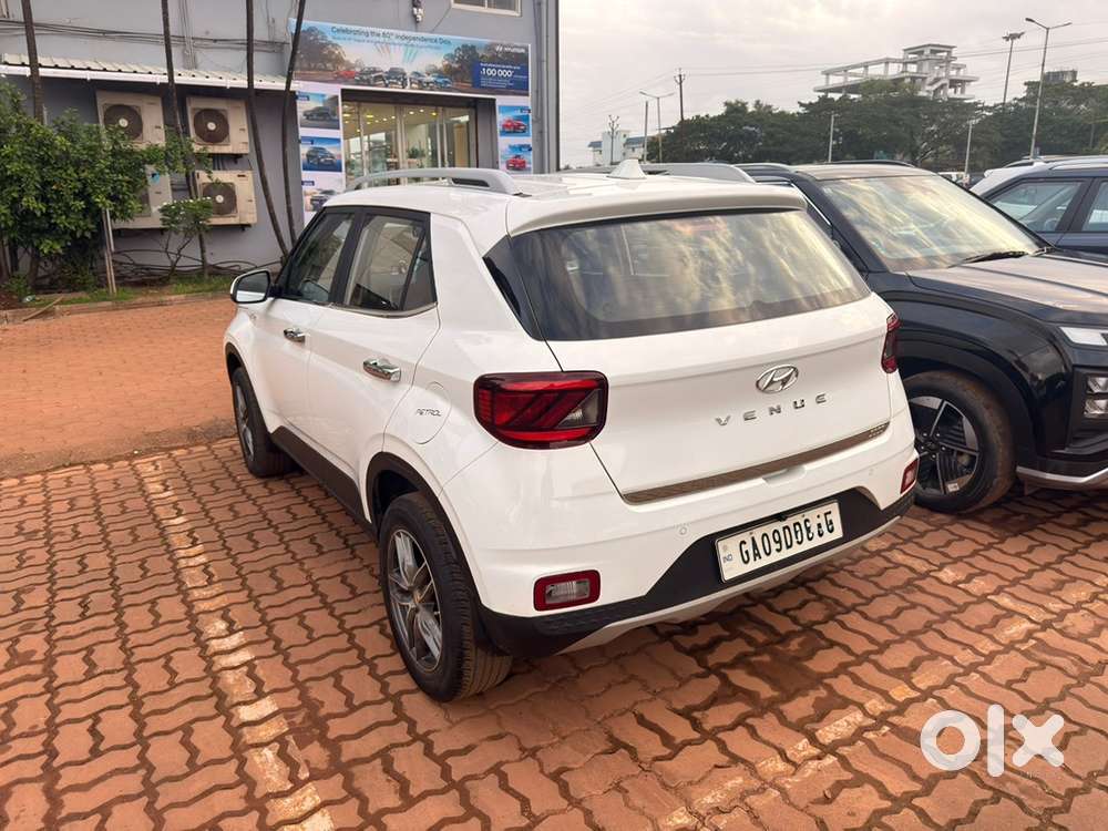  Hyundai Venue S 1.2 Petrol  2019  Only 29,000 Km  Polar White