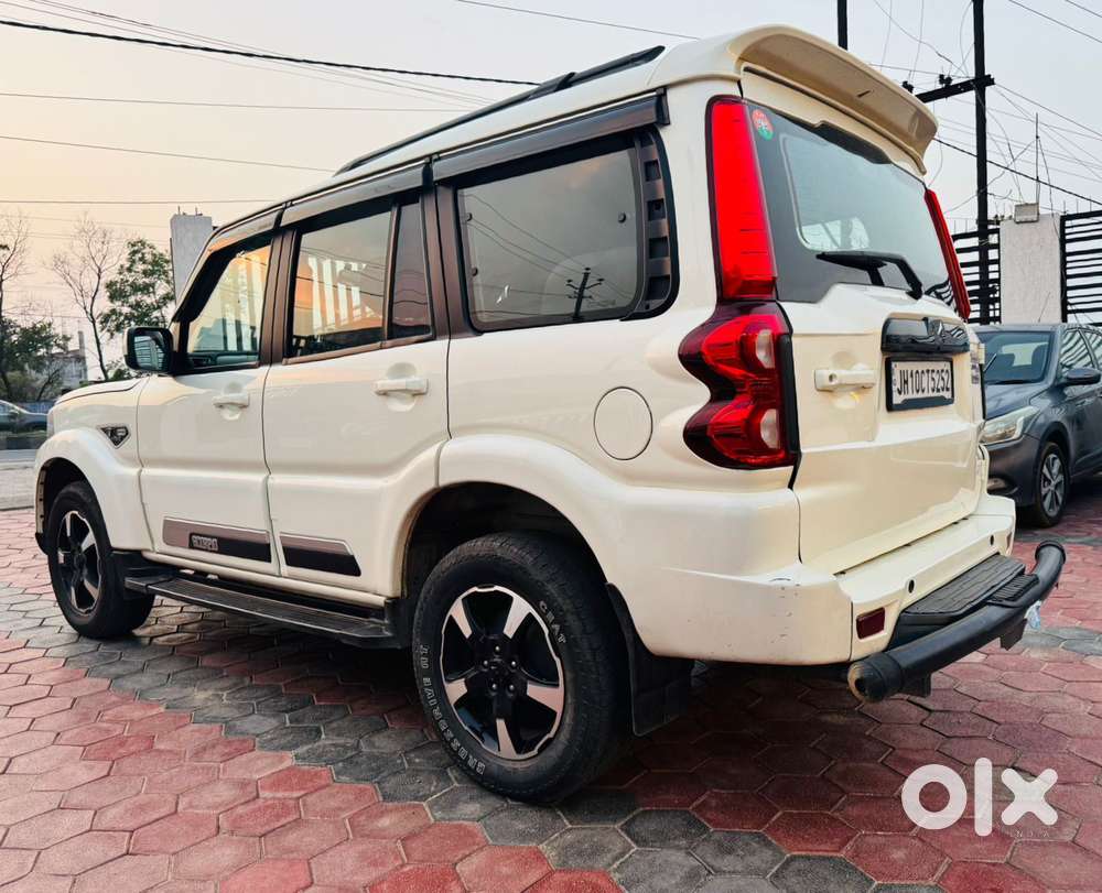 Mahindra Scorpio Classic 2.2 S 11 Mt 7 Str, 2023, Diesel