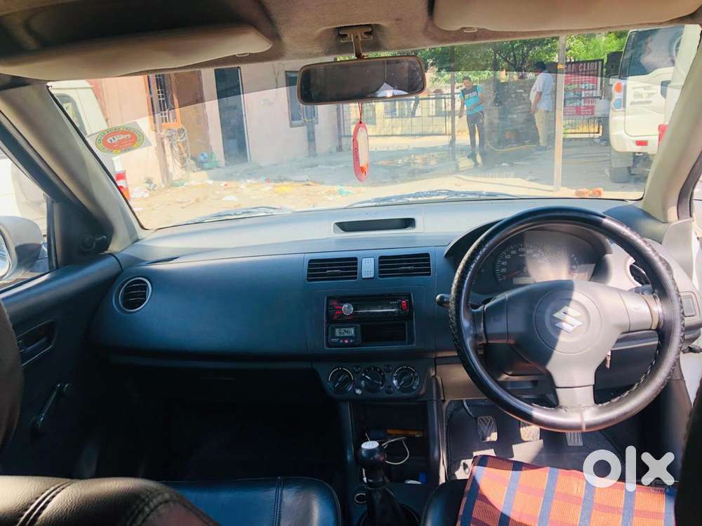 Maruti Suzuki Swift Dzire Tour 2013 Diesel Well Maintained