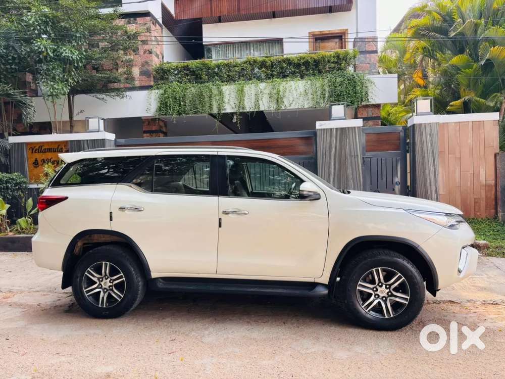 Toyota Fortuner 4x2 At 2.8 Diesel, 2020, Diesel