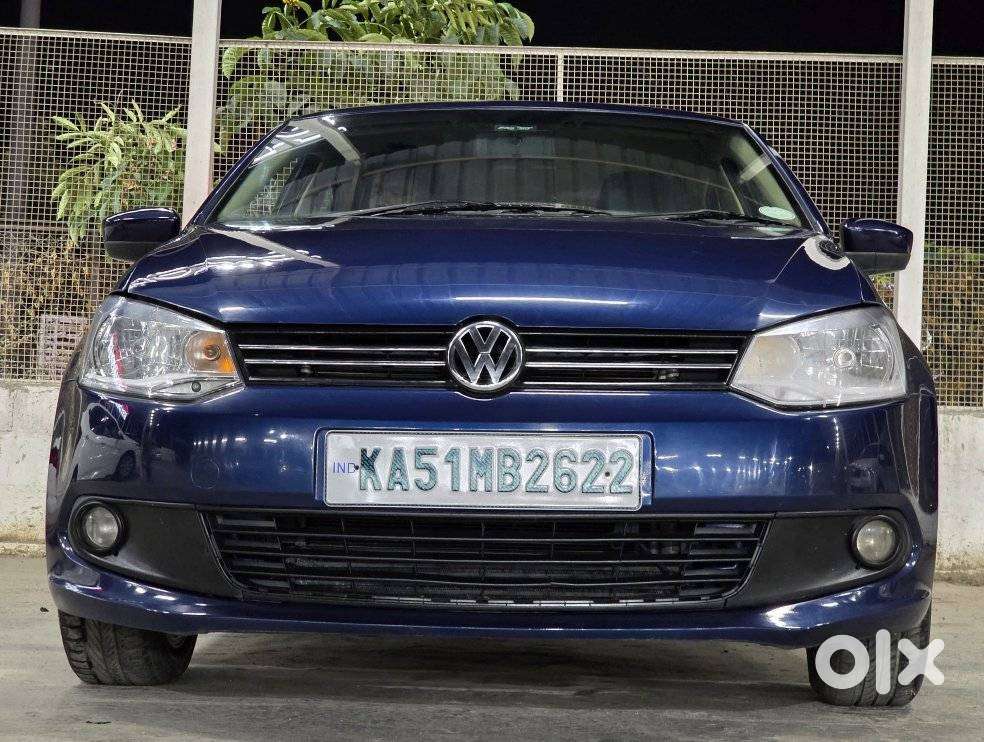 Volkswagen Vento 2010-2013 Petrol Highline, 2011, Diesel