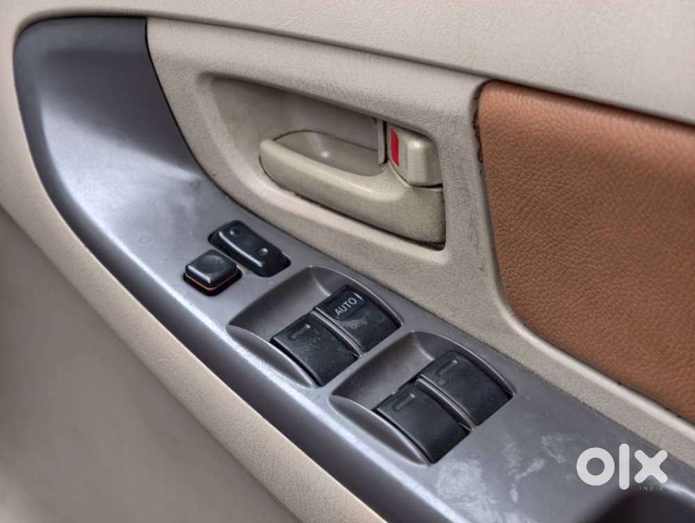 Toyota Innova 2.5 G (diesel) 8 Seater, 2008, Diesel