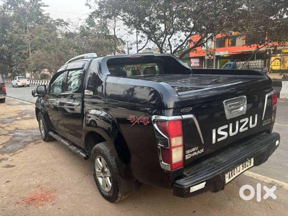 Isuzu D-max V-cross Z 4x4 Mt, 2017, Diesel