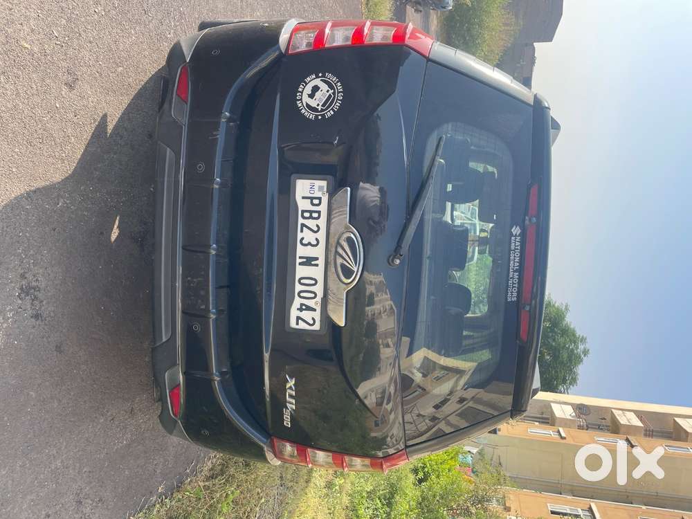 Mahindra Xuv500 W6 2012