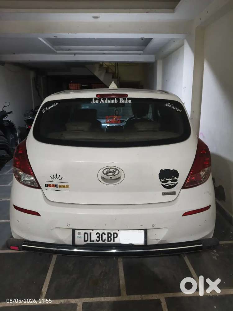 Hyundai I20 Sports Bs Iv Top Model With Cng + Petrol On Paper