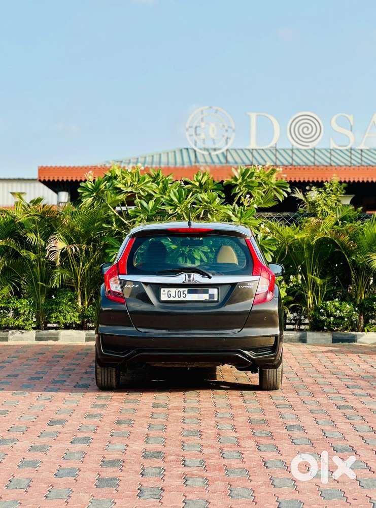 Honda Jazz 1.2 Zx I-vtec, 2022, Cng & Hybrids