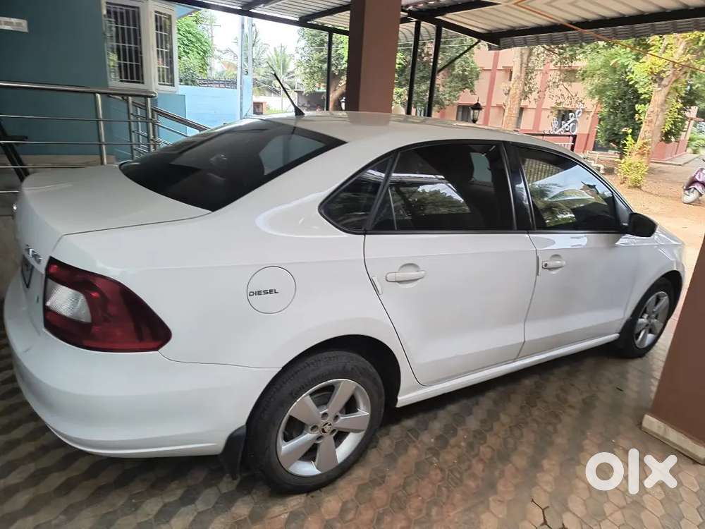 Skoda Rapid 2016 Diesel Automatic
