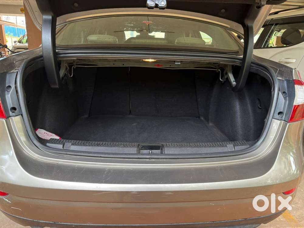2012 Renault Fluence Automatic Year