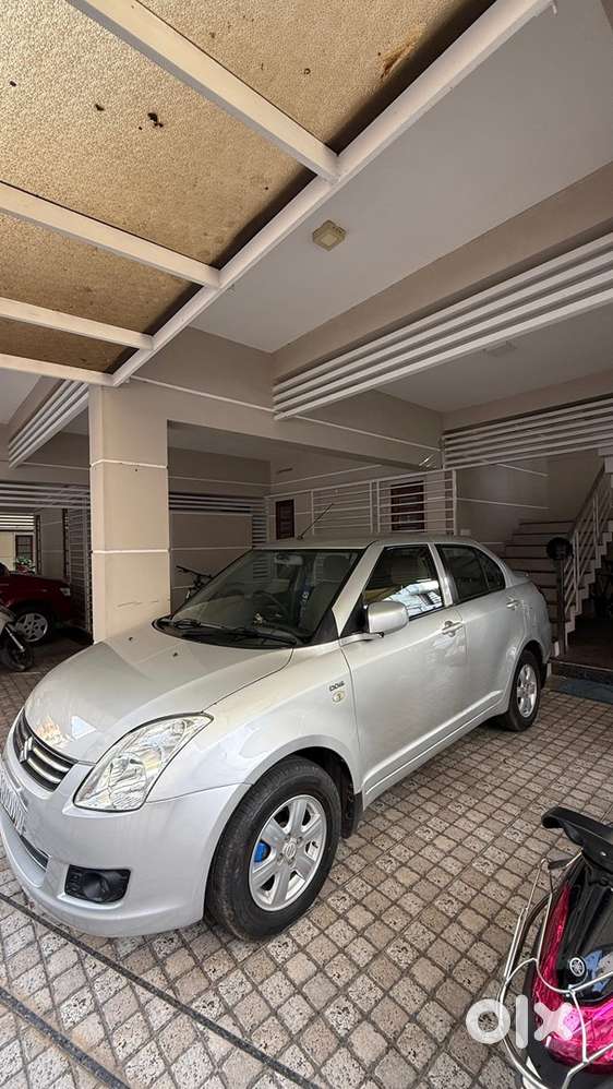 5 Alloy Wheels,android Sterio,fully Damed Sheet,tri Colour Fog Lamps