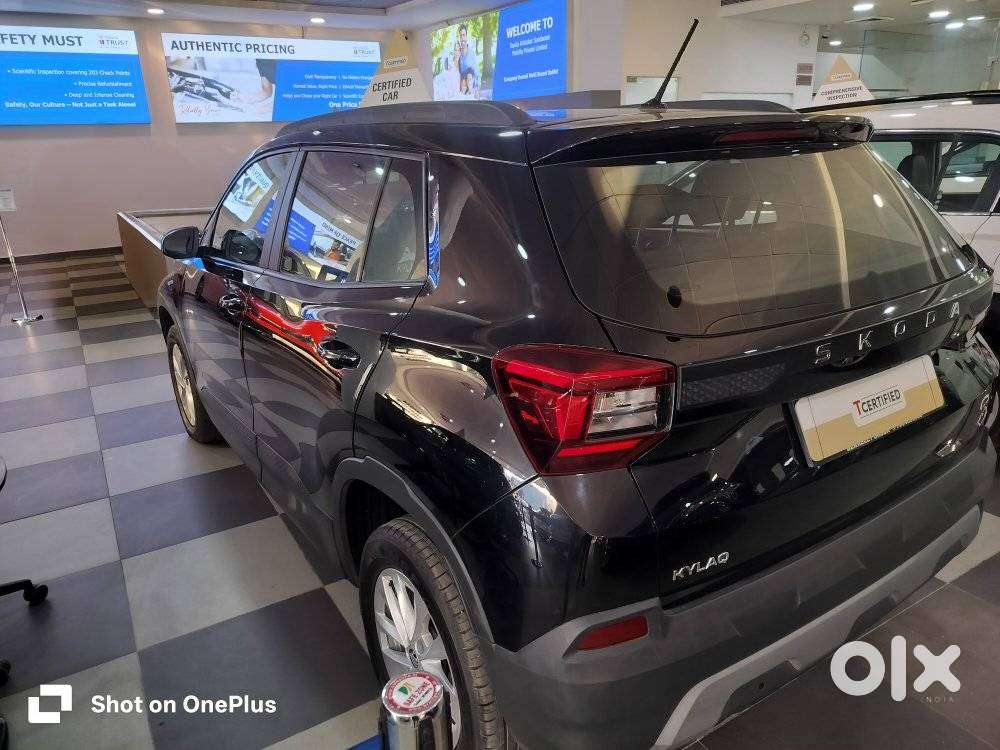Skoda Kylaq Signature At, 2025, Petrol