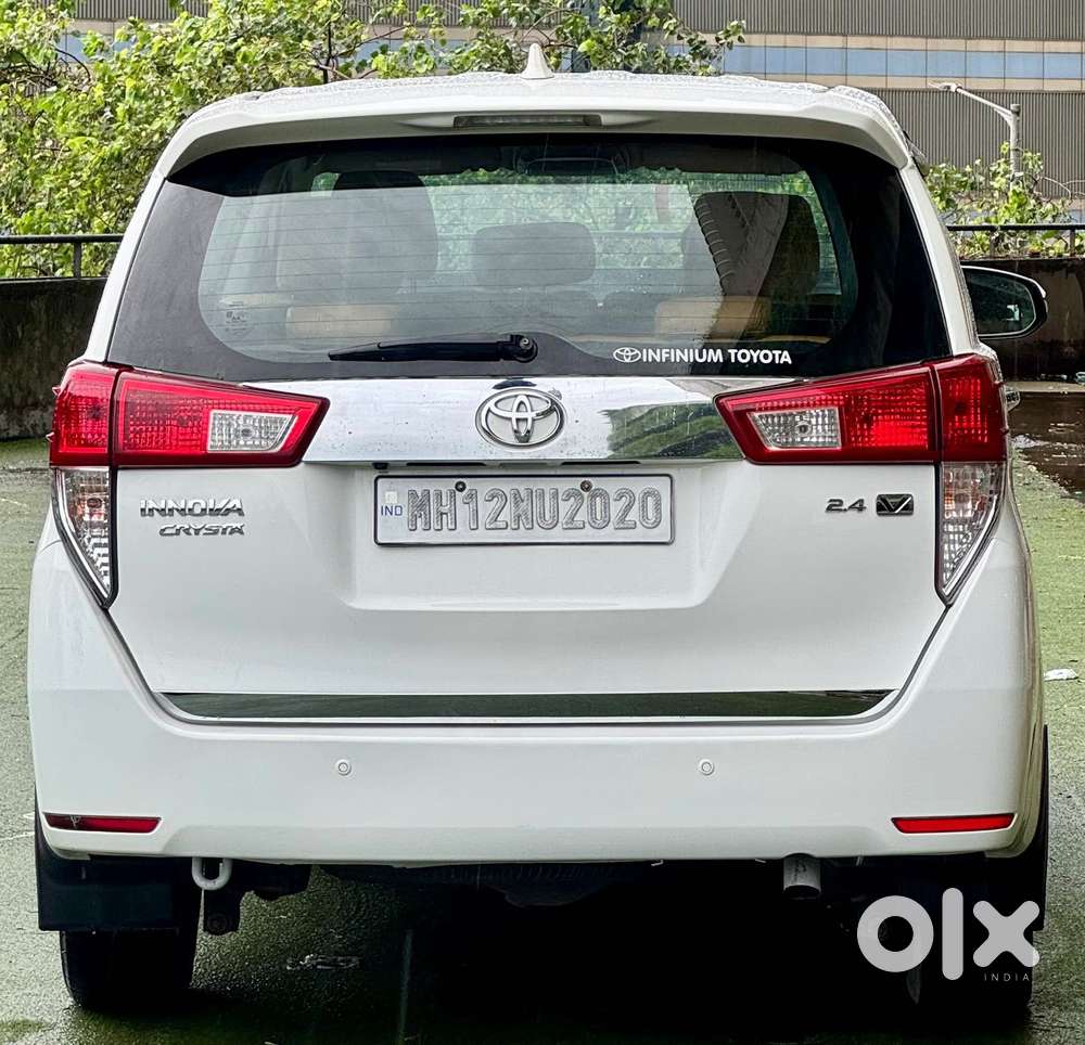 Toyota Innova Crysta 2.4 V, 2017, Diesel