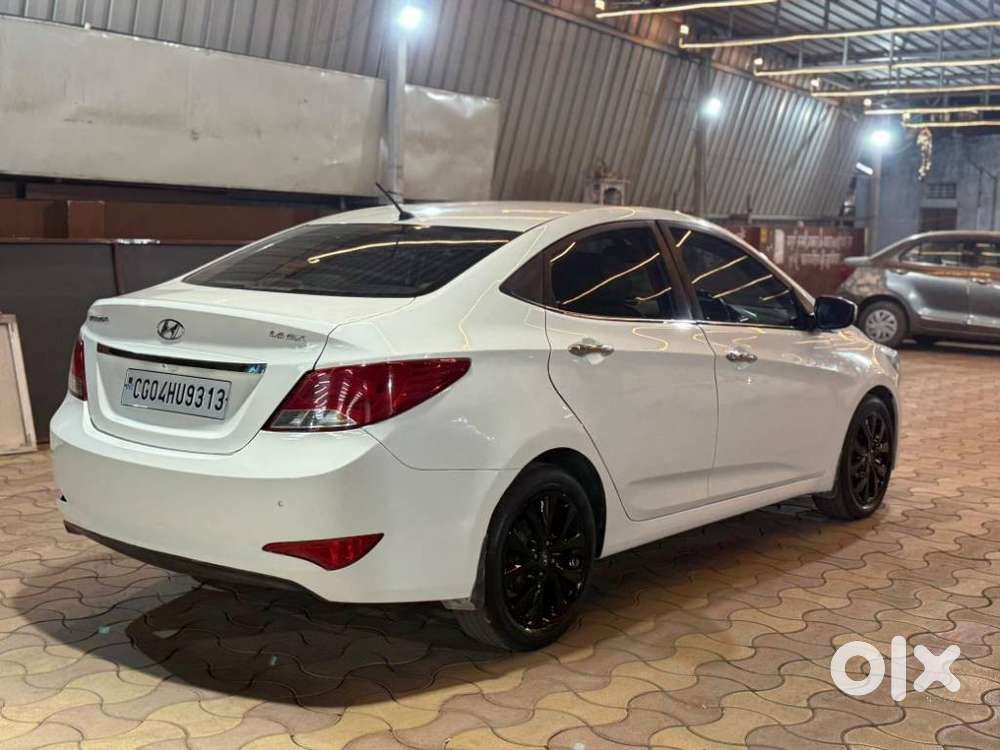 Hyundai Verna 1.6 Sx (o) Anniversary Edition Vtvt, 2015, Petrol