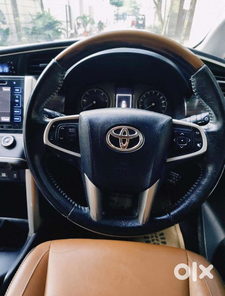 Toyota Innova Crysta 2.8z Automatic, 2018, Diesel