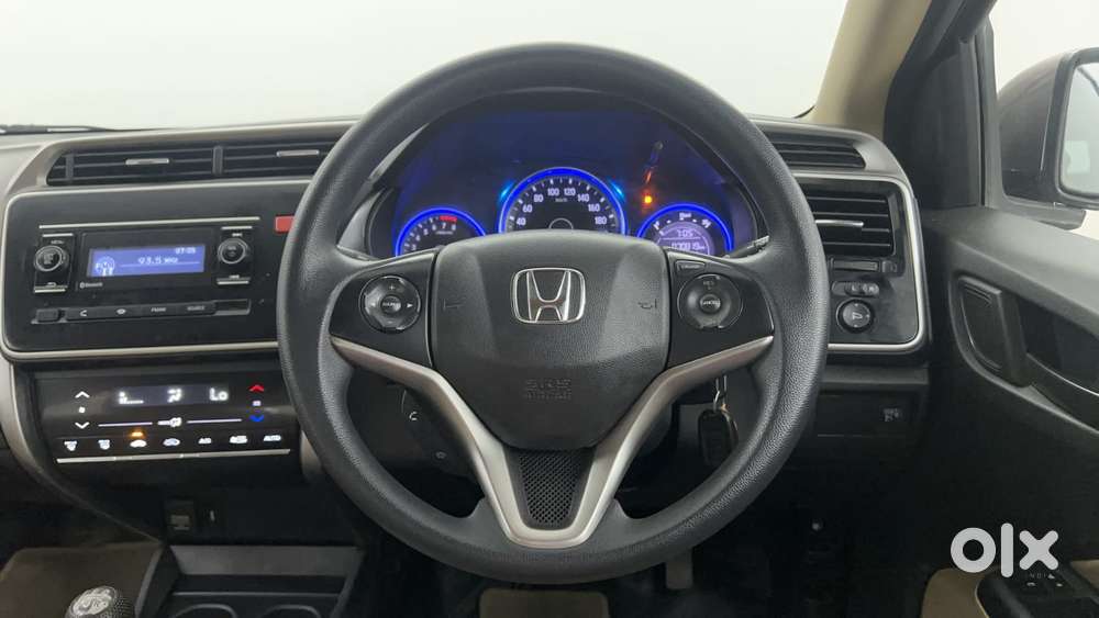 Honda City I-vtec Sv, 2015, Petrol