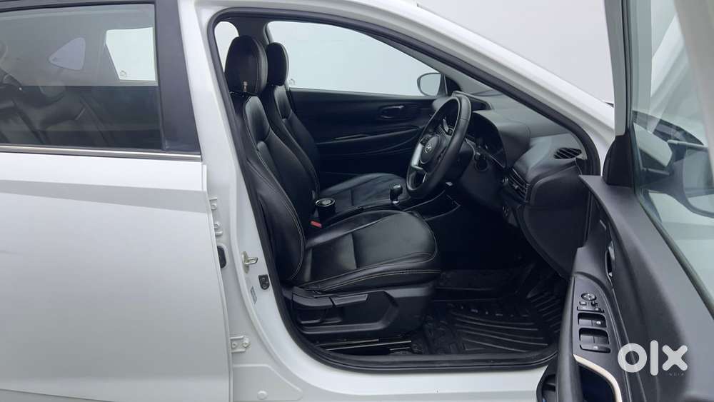 Hyundai New I20 1.2 Asta (o) Mt, 2022, Petrol