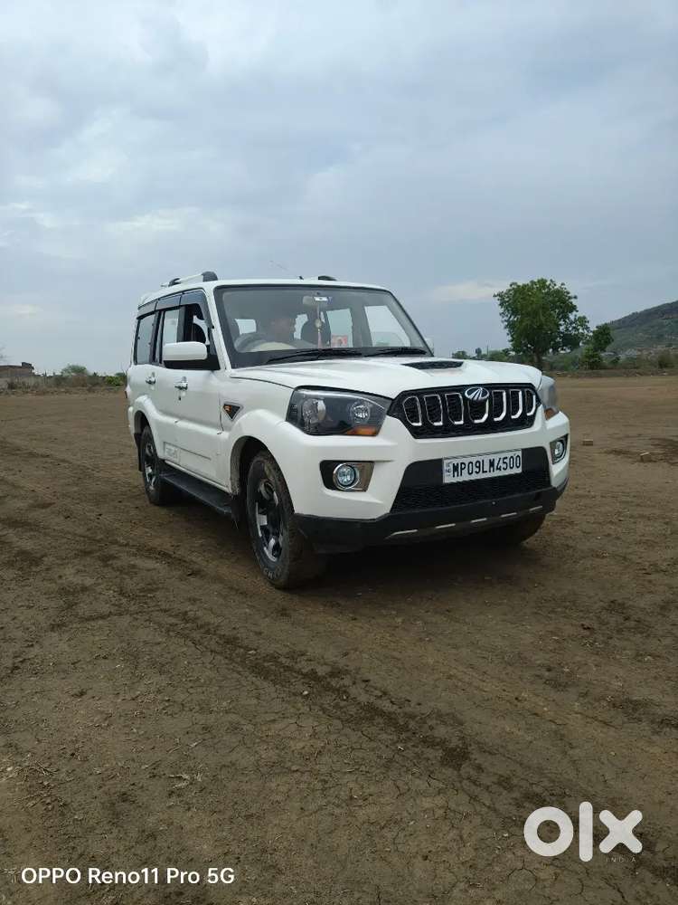 Mahindra Scorpio Classic 2005