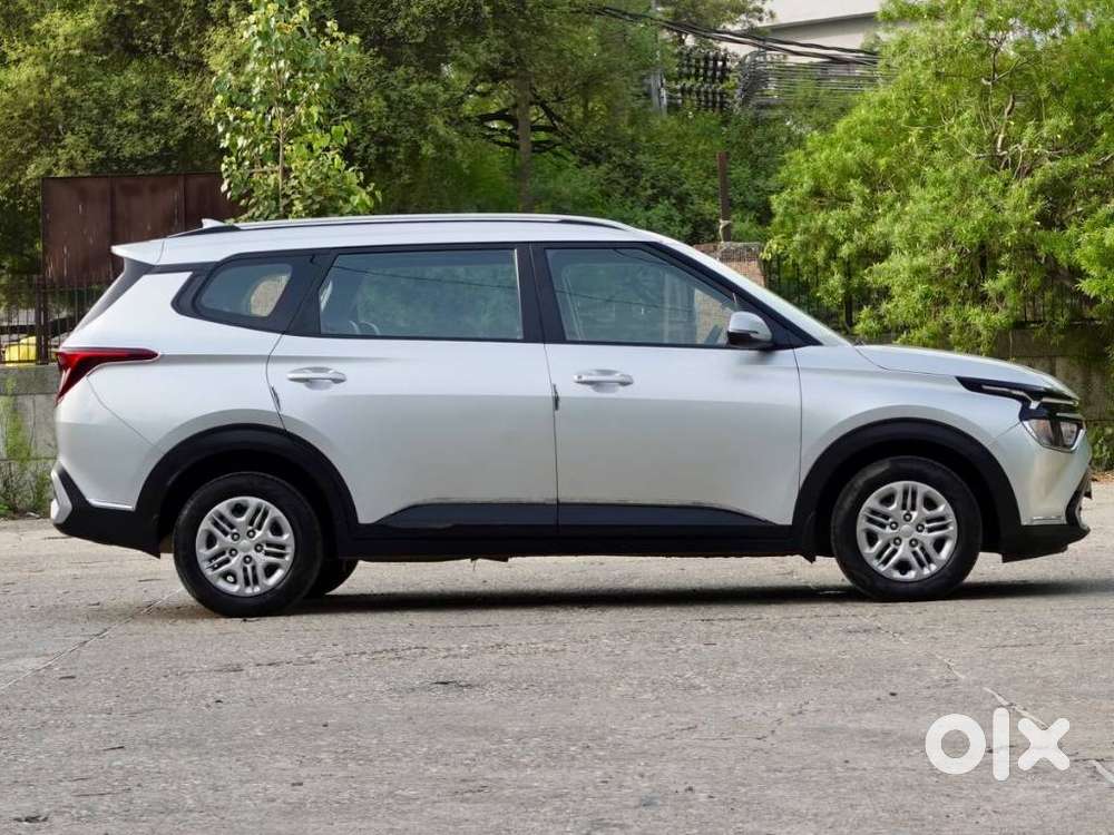 Kia Carens 1.4 Prestige 7 Str, 2023, Petrol