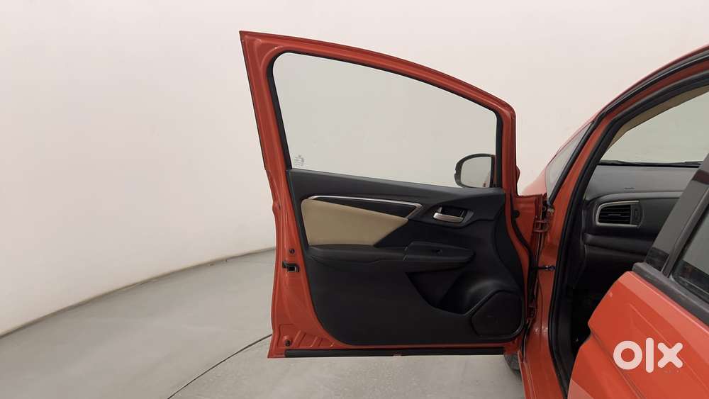 Honda Jazz [2020-2023] 1.2 V I-vtec Mt, 2015, Petrol