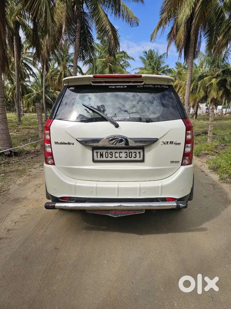 Mahindra Xuv500 2016 Diesel 93000 Km Driven