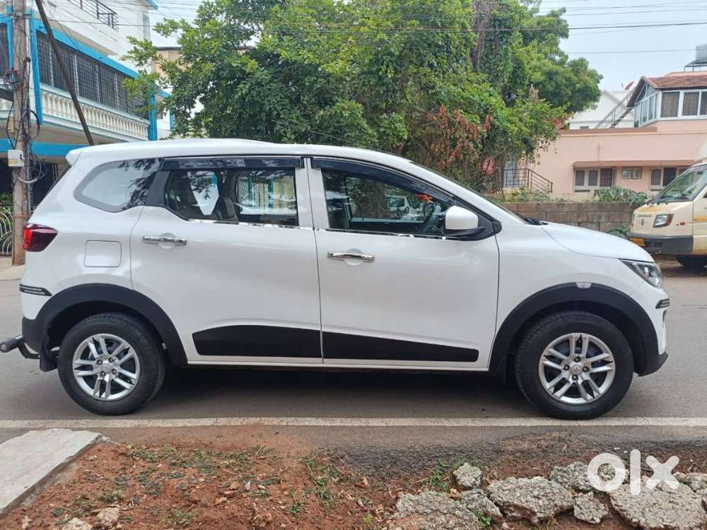 Renault Triber Rxl, 2021, Petrol