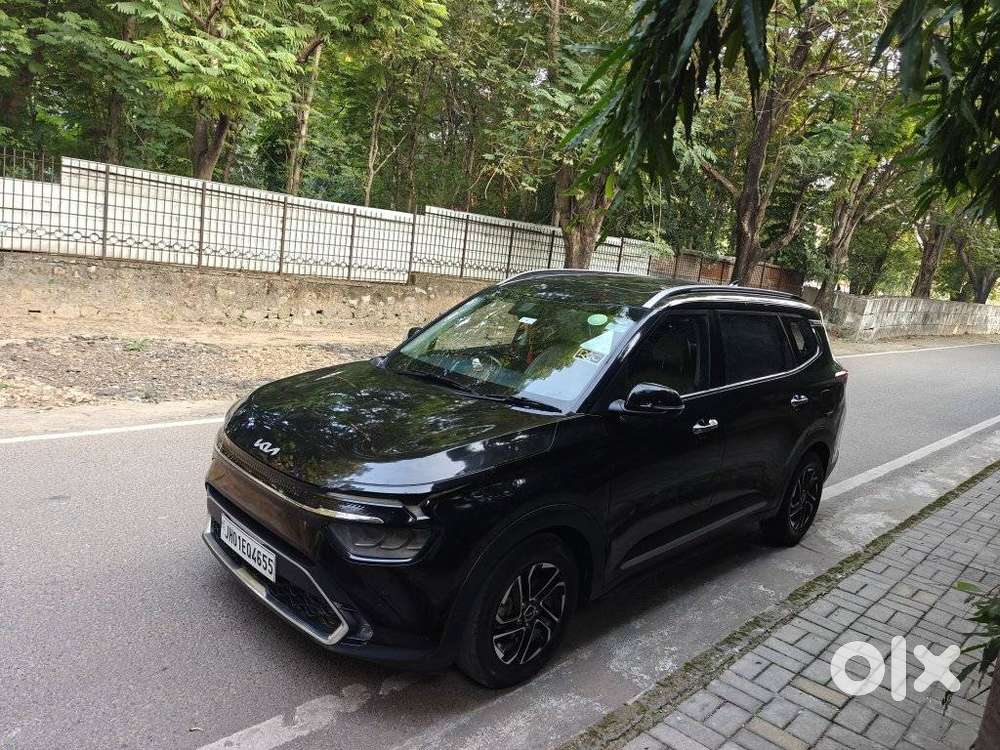 Kia Carens Luxury (o)1.5 Diesel At 7 Str, 2022, Diesel