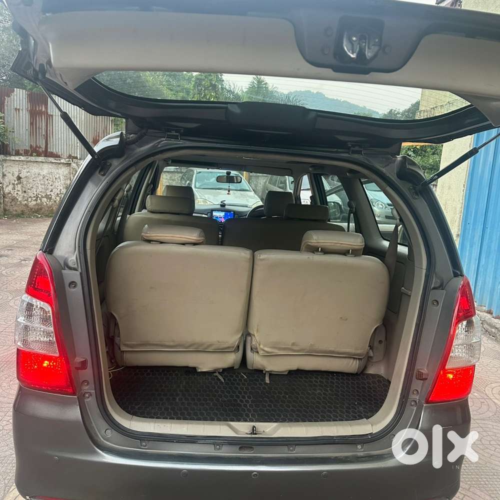 Toyota Innova Diesel 2010 Km Driven