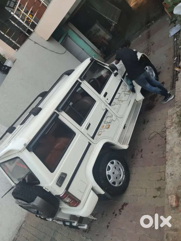 Mahindra Bolero Neo Plus 2015 Diesel 73000 Km Driven