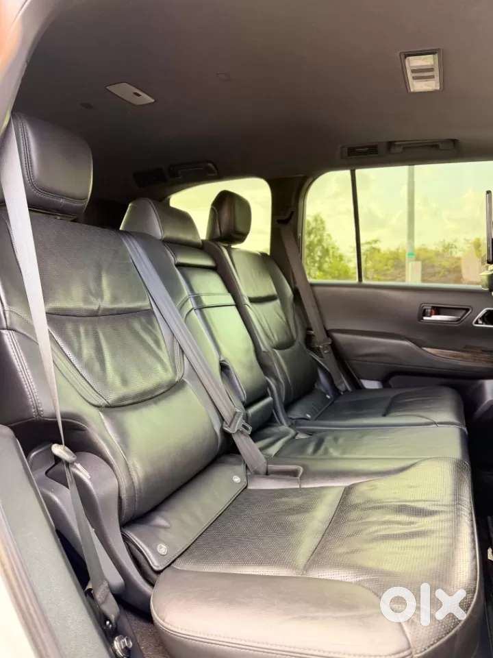 Toyota Land Cruiser 3.3 Zx Diesel, 2023, Diesel