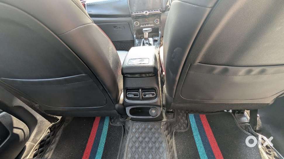 Hyundai Creta Sx (o) 1.5 Diesel Automatic Knight Dual Tone, 2023, Di..