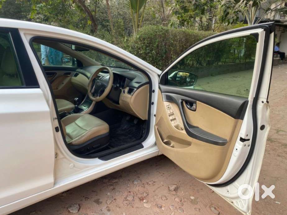 Hyundai Elantra 1.8 Sx Mt, 2014, Petrol