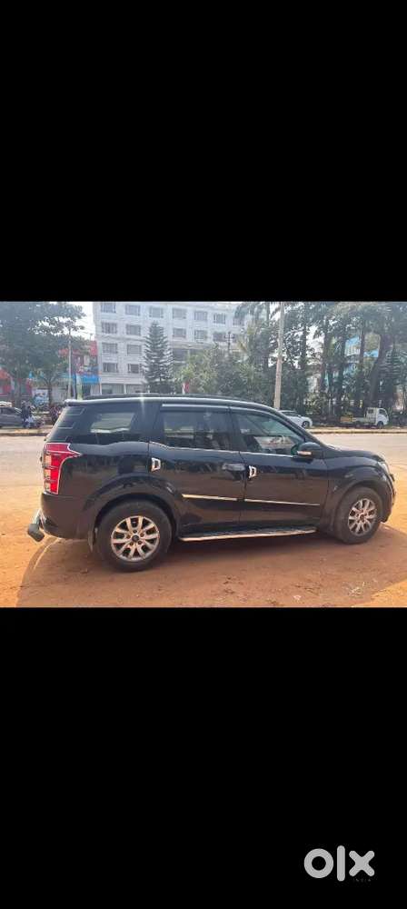 Mahindra Xuv500 2015