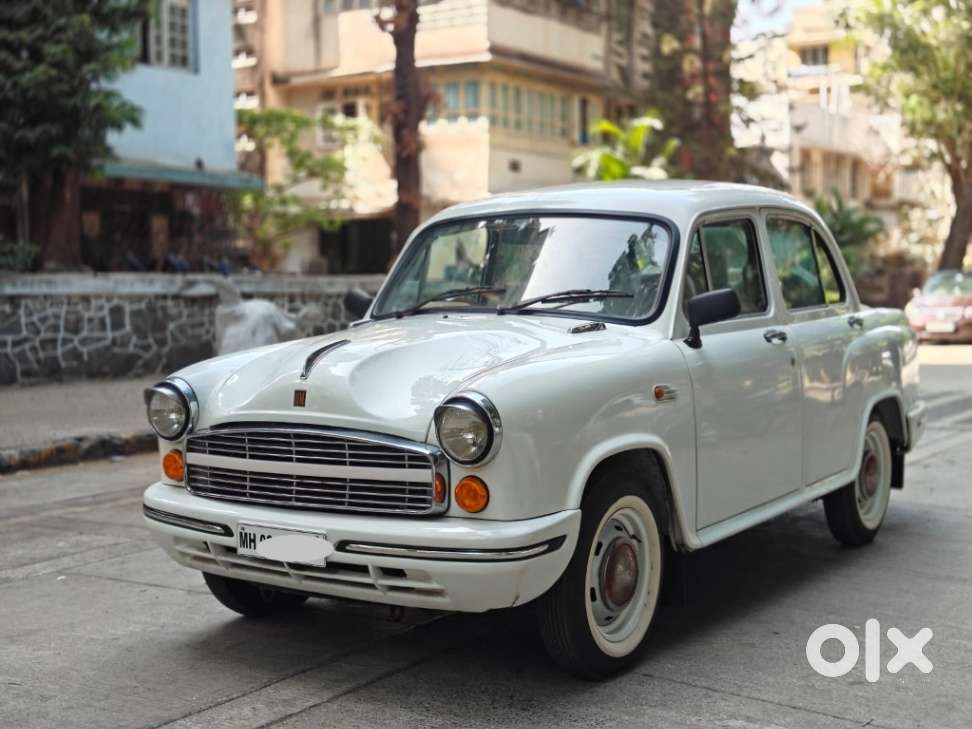 Ambassador Grand 1800 Bsiv, 2011, Petrol