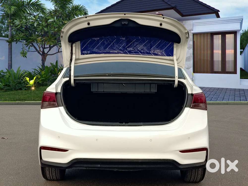 Hyundai Verna Crdi 1.6 At Ex, 2018, Diesel