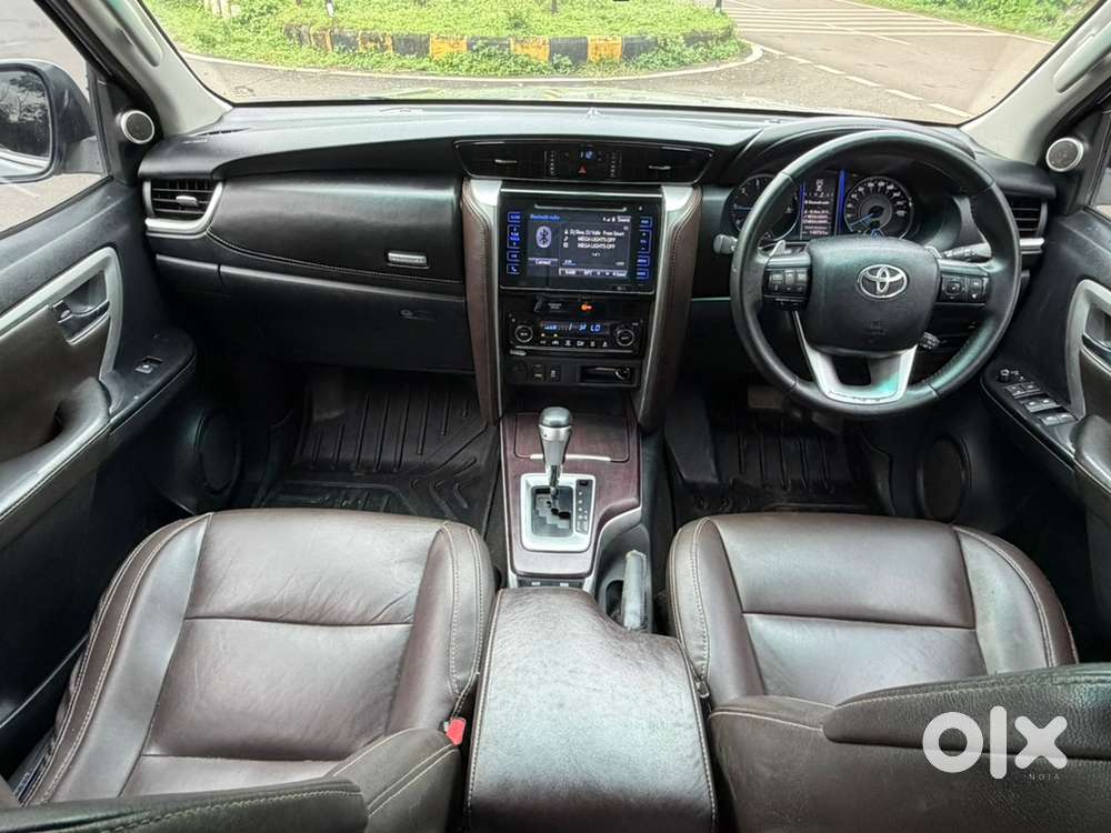 Toyota Fortuner 2017 Diesel 130000 Km Driven