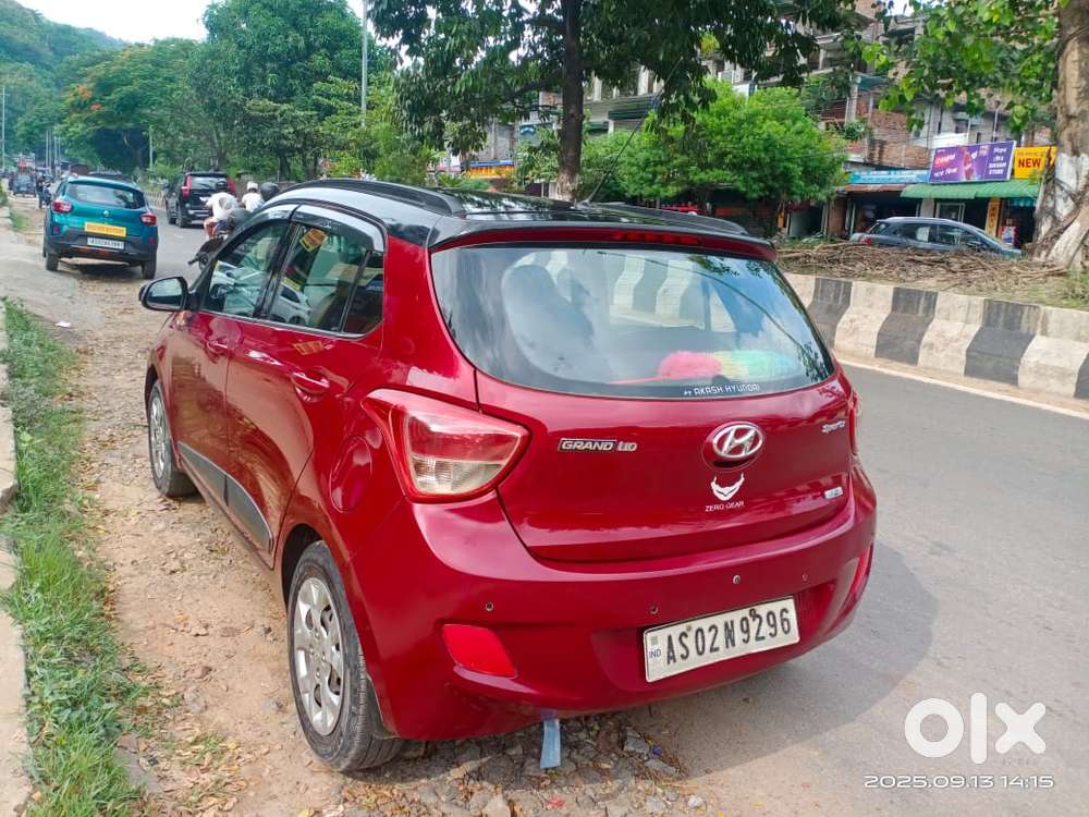 Hyundai Grand I10 2013-2016 Sportz, 2015, Petrol