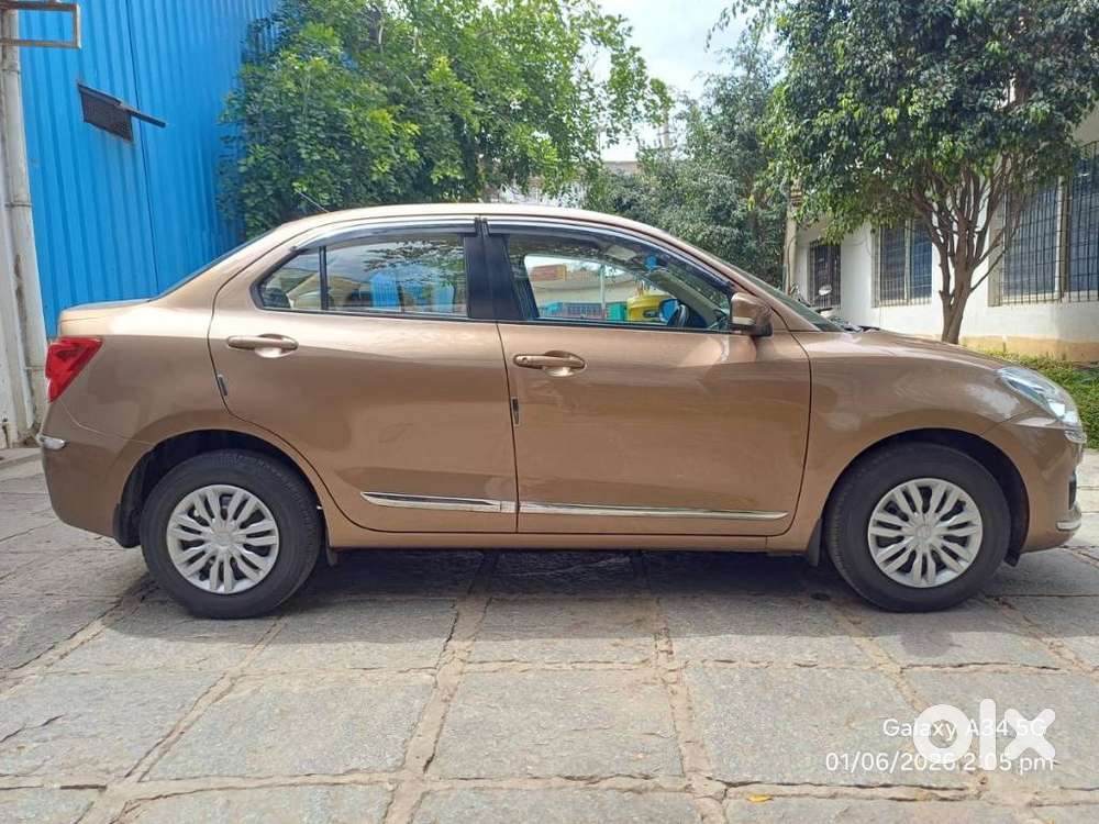 Maruti Suzuki Swift Dzire 1.2 Vxi Bsiv, 2018, Petrol