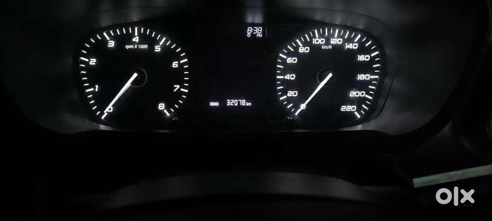 Tata Altroz 2022 Petrol 32000 Km Driven
