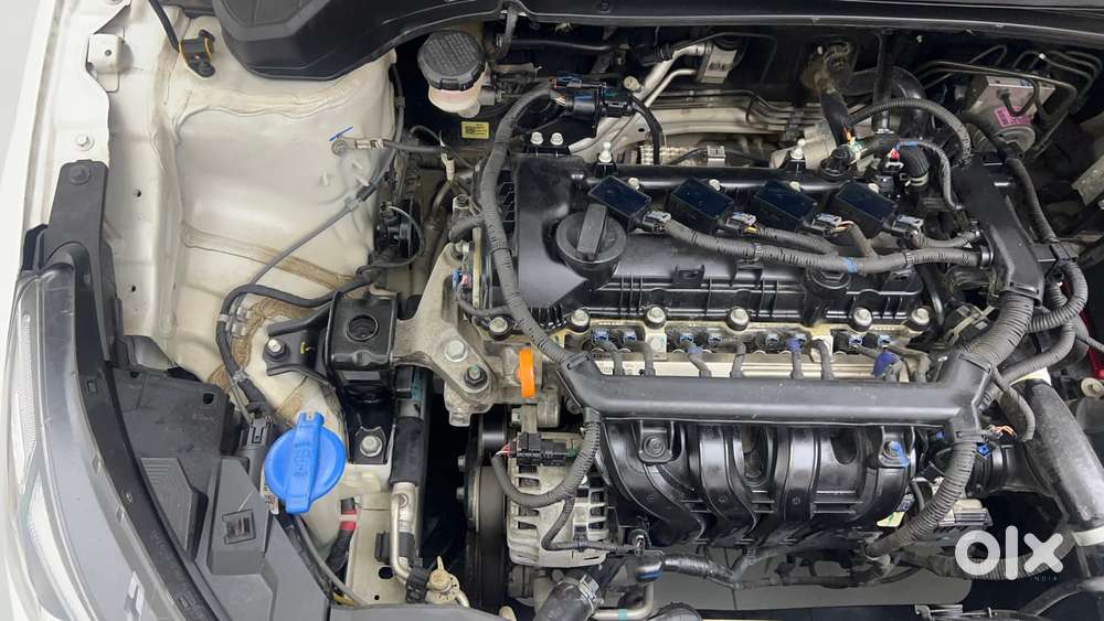Hyundai New I20 1.2 Asta (o) Mt, 2023, Petrol