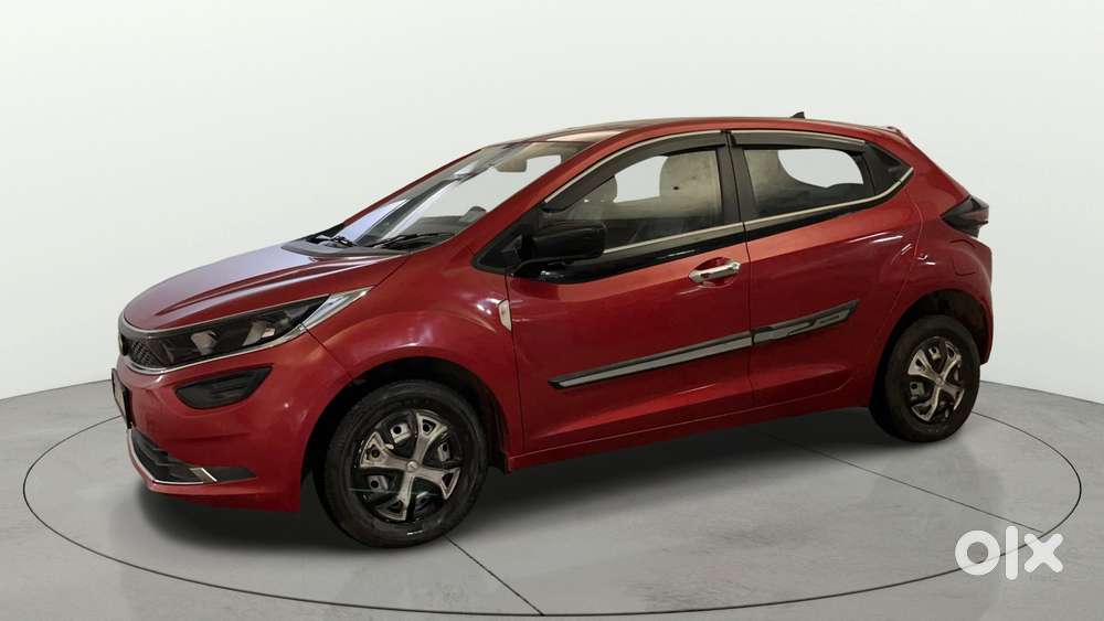 Tata Altroz 1.2 Xe, 2021, Petrol