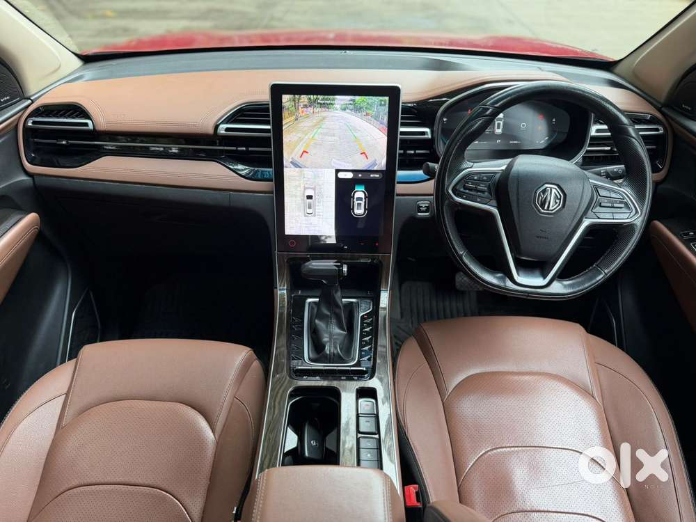 Mg Hector Plus Sharp Pro 1.5 Turbo Petrol Cvt 6 Str, 2023, Petrol