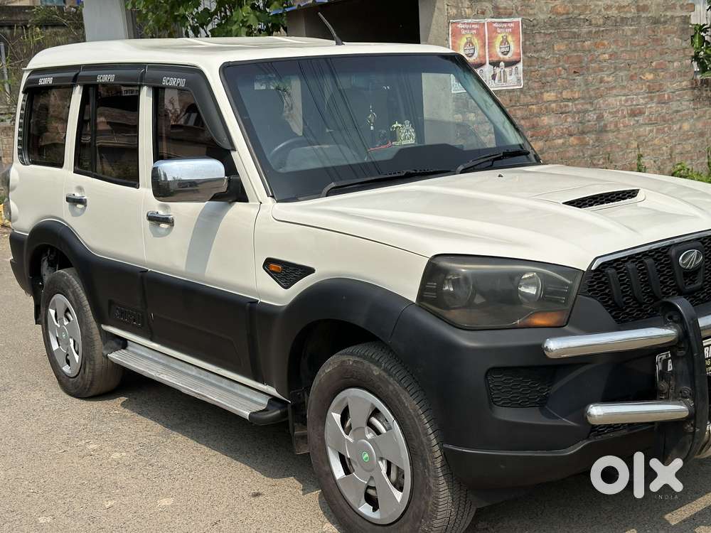Mahindra Scorpio S4 Plus 9s, 2015, Diesel
