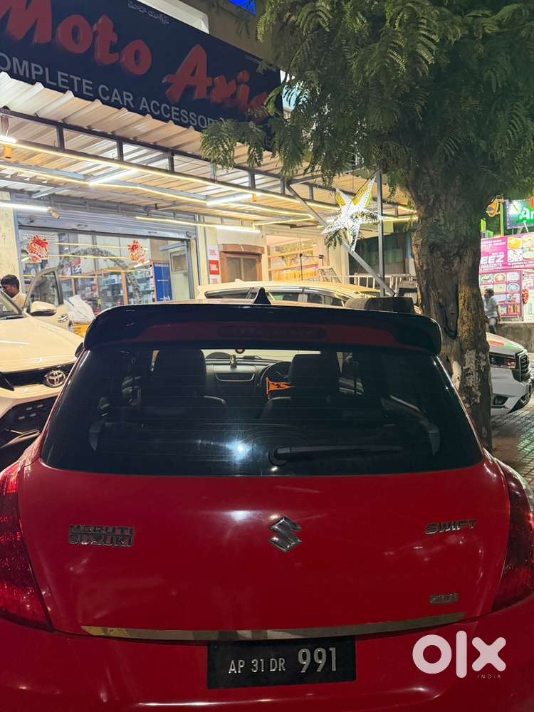 Maruti Suzuki Swift 2016