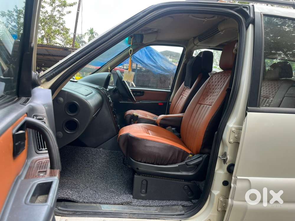 Tata Safari Dicor 2011