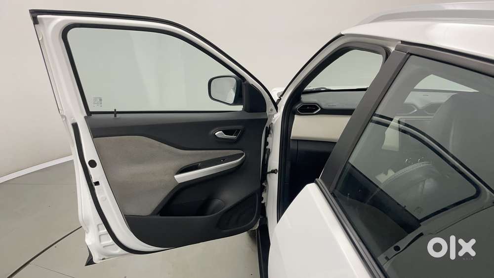 Nissan Magnite 1.0 Xl, 2023, Petrol