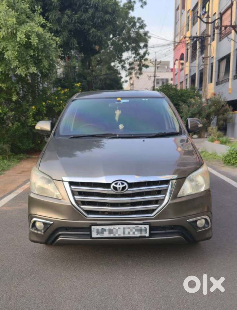Toyota Innova 2.5 Vx 8 Str, 2015, Diesel