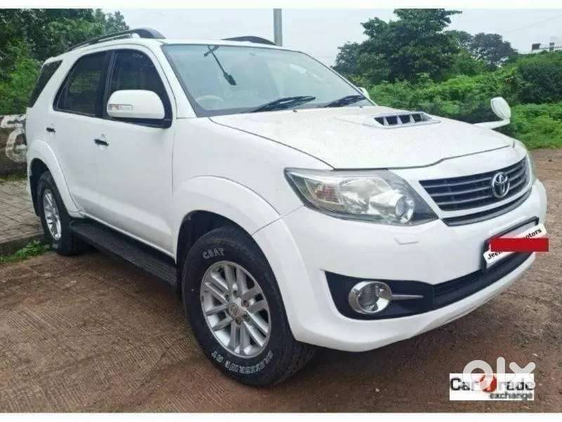 Toyota Fortuner 3.0 4x4 Manual, 2013, Diesel