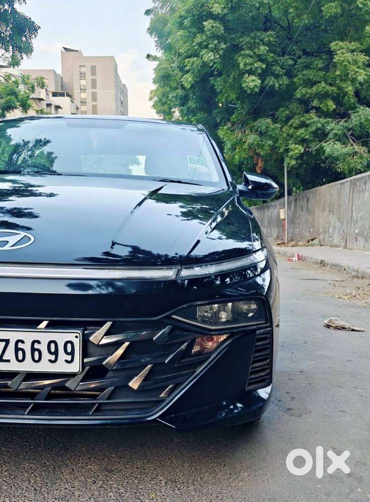 Hyundai Verna 1.5 Sx Ivt, 2025, Petrol